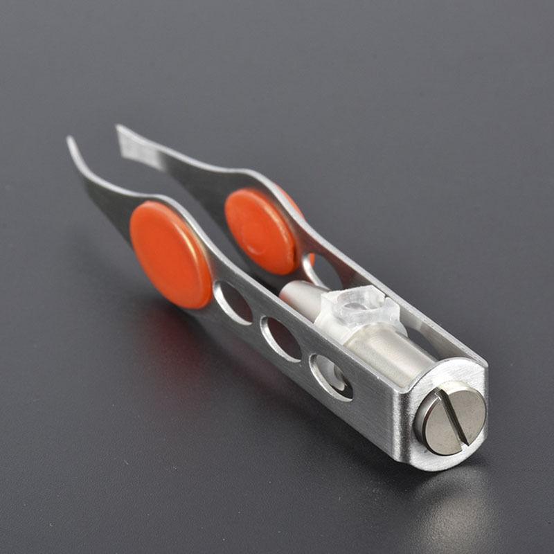 Penseta pentru gene pentru sprancene cu LUMINARE LED incorporata pentru indepartarea parului