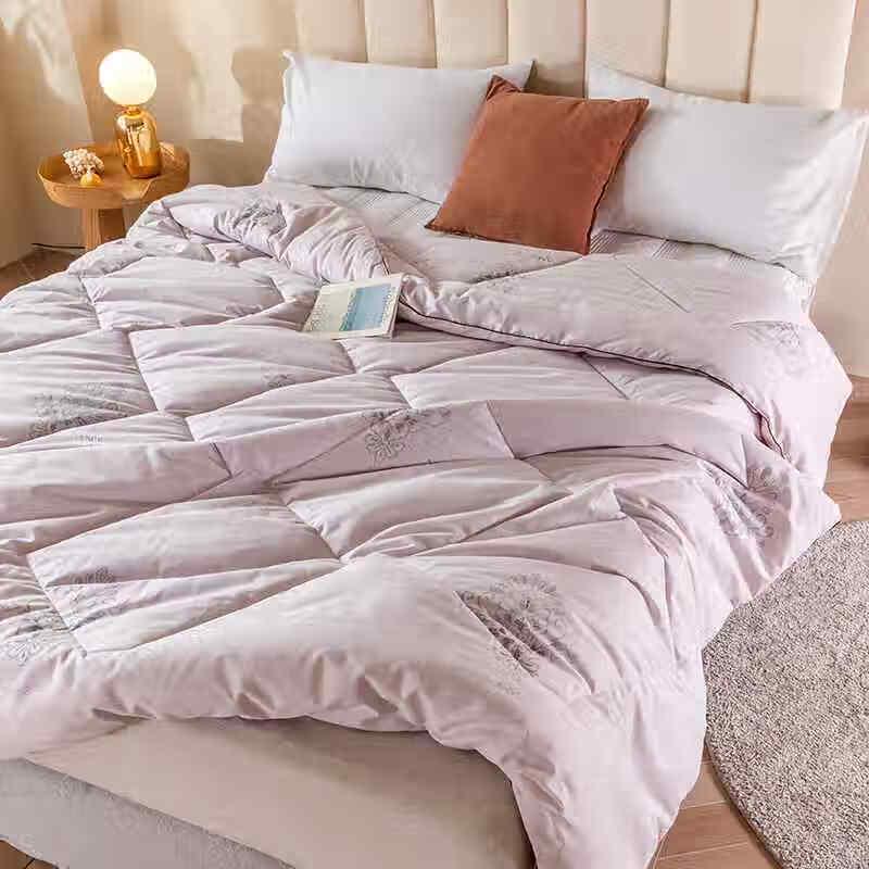 

Shenghuoyuansu Menglai Lightweight Summer Comforter