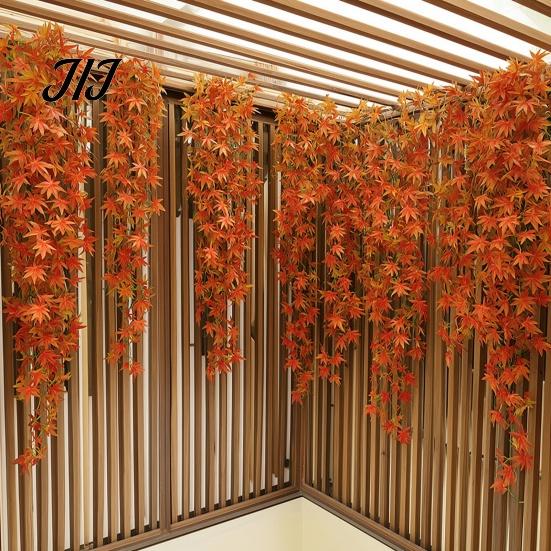 Decorative Hanging Vines for Store Display 5?Fork Artificial Maple Leaf Vine, Fake Foliage Wall Indoor Greenery Living Room Plant, Simulated
