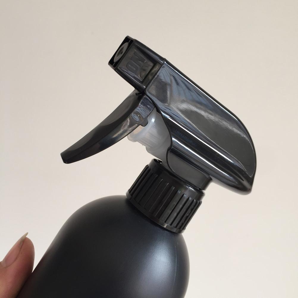 500ml Black Plastic Round Shoulder Spray Bottle for Oil Cleaner