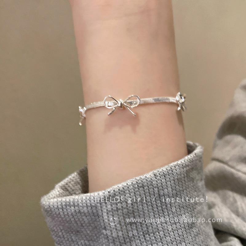 Эстетика Ленты Минималистичный Бант Браслет-цепочка «Кость Змеи» Женские Нишевый Дизайн Высококлассный Стиль Чистого Желания Ручные Украшения