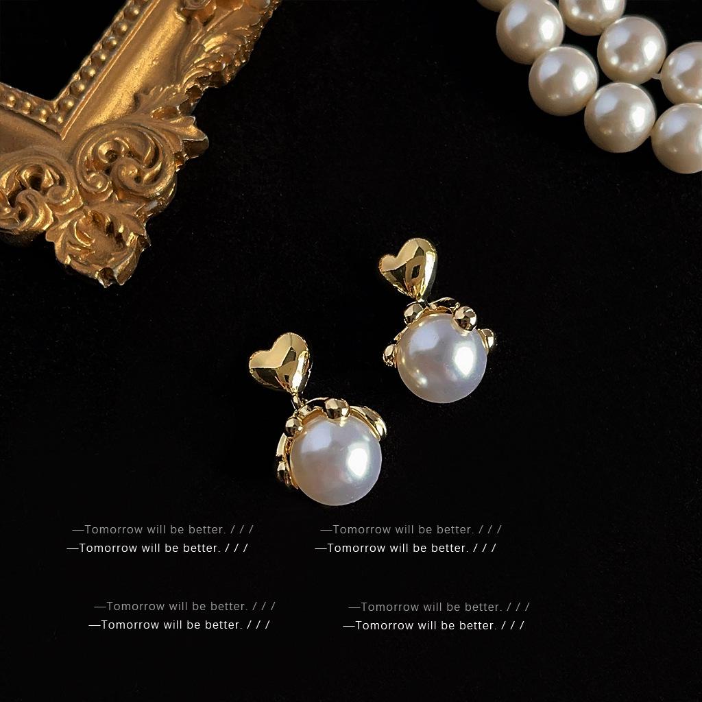 Mid-Century Vintage Stud Earrings: Trendy Literary Style in Light Luxury Fashion