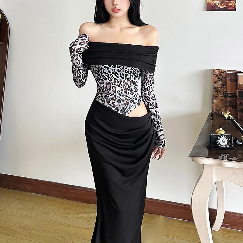 Women's Fall/winter Street Fashion Sexy One-line Collar Long-sleeved Dress