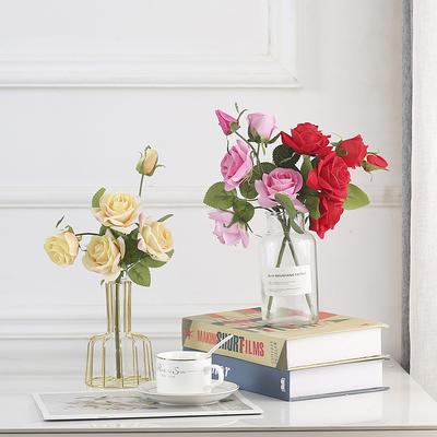 Nordic Artificial Rose Bouquet 5 Heads Small Handle Bouquet Wedding Decoration Bouquet Plastic Fake Flower Ornament Flannel Rose