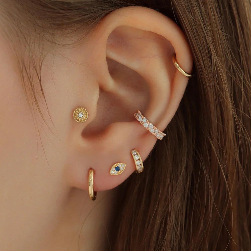 Micro-Paved Teufelsauge Diamant-Steckohrringe für Damen, Luxuriöses Gefühl, Hypoallergen, Schraubverschluss.