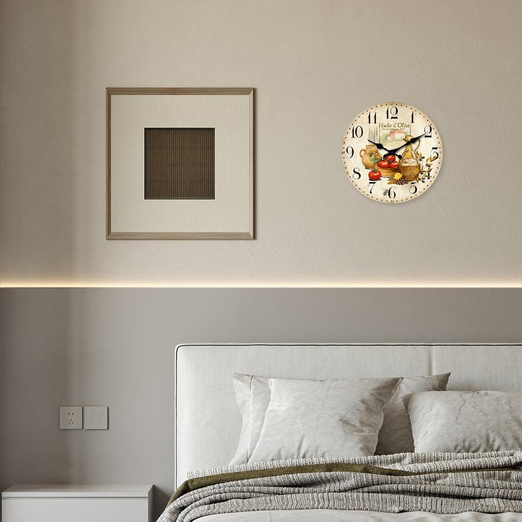 Orologio da Parete in Legno Vintage con Motivo di Olio d'Oliva e Pomodoro della Provenza Soggiorno Camera da Letto Cucina Decorazione per la Casa Orologio al Quarzo Silenzioso Regalo per le Feste