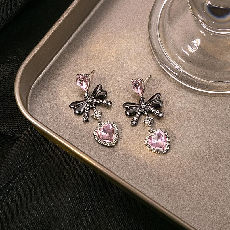 Pink Rhinestone Love Peach Heart Bow Knot Drop Earrings for Women Cool Dark Gothic Fashion Dangle Earrings Y2k Trendy Jewelry