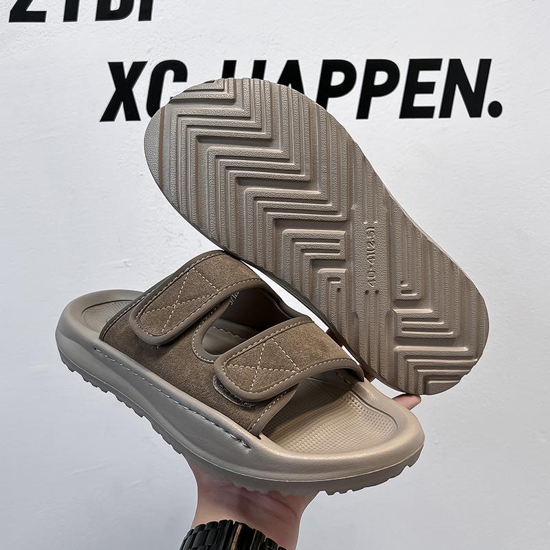 New sandals men's outdoor two wear non-slip casual wind one-word drag outside wear shit-stepping beach shoes 371221-R