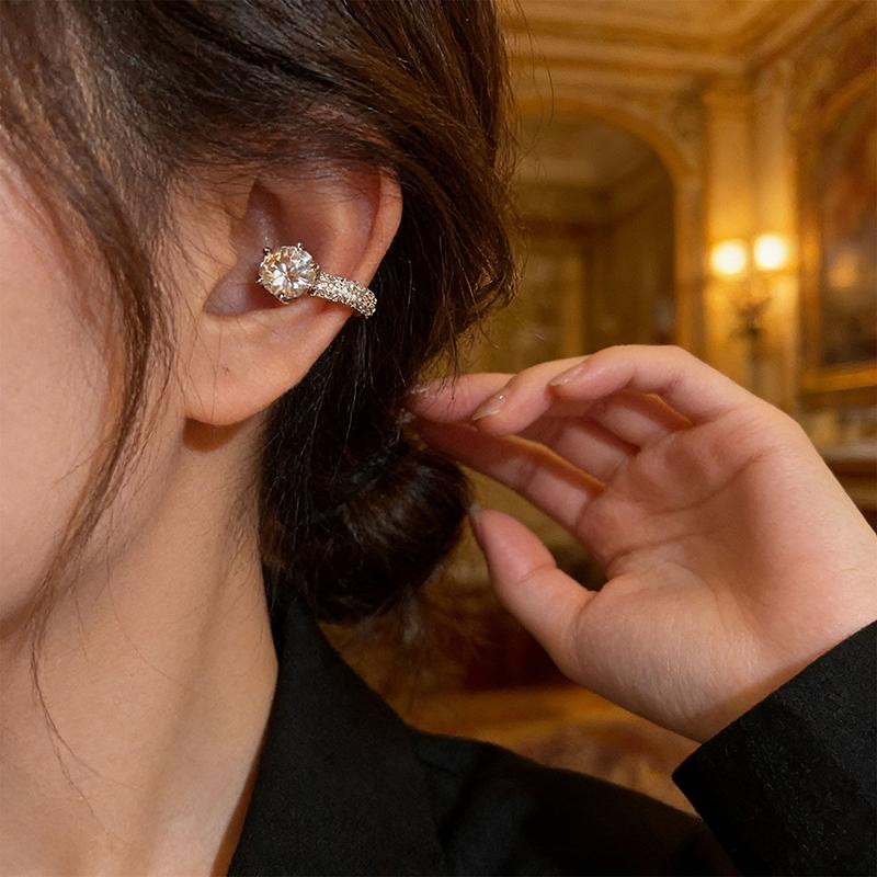 Elegant Shiny Round Zircon Clip Earrings Adjustable Non Piercing Ear Clips for Women Daily Wear Party Banquet Jewelry Fashio