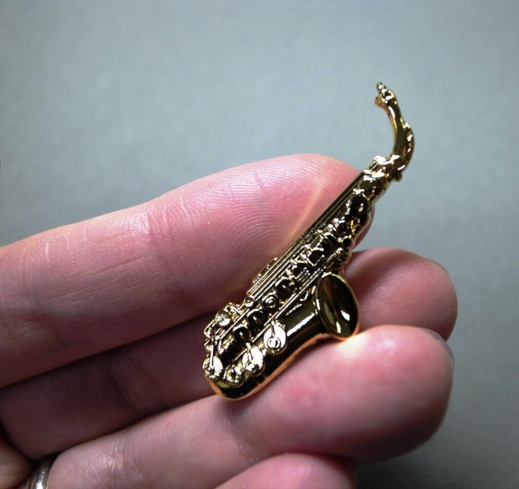 NAKANO Standard Brooch Alto Saxophone Gold MM-80P/ASX/G