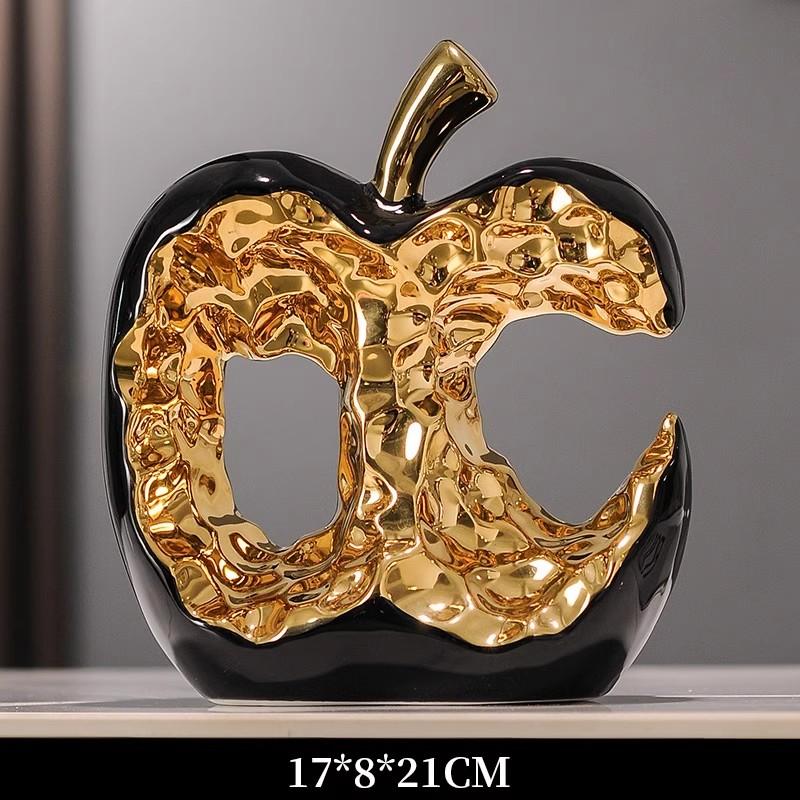 Gold Plated Hollow Apple Sculpture, Ceramic Crafts, Office Desktop Ornaments, Apple Model Sculptures, Living Room Decorations