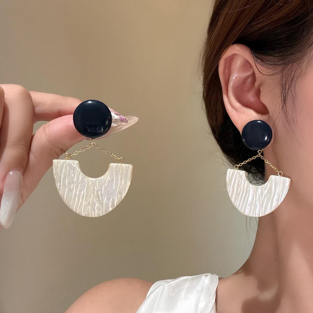 Náušnice s třásněmi ve tvaru kapky vody s dřevěnými korálky Silver Needle Etnický styl Retro Jednoduché puzetové náušnice Temperamentní náušnice Dámské Niche