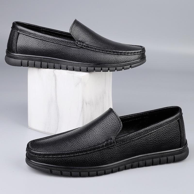 Men's Four Seasons Leather Slip-On Loafers: Easy On/Off, Soft Breathable Sole, Business Casual, Top Layer Cowhide, Flat Bottom.