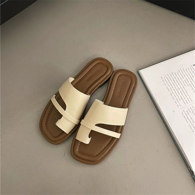 Design Sense Niche Flat Roman Shoes Cool Slippers Women's Shoes Summer Wear Beach Shoes Toe Slippers Women's