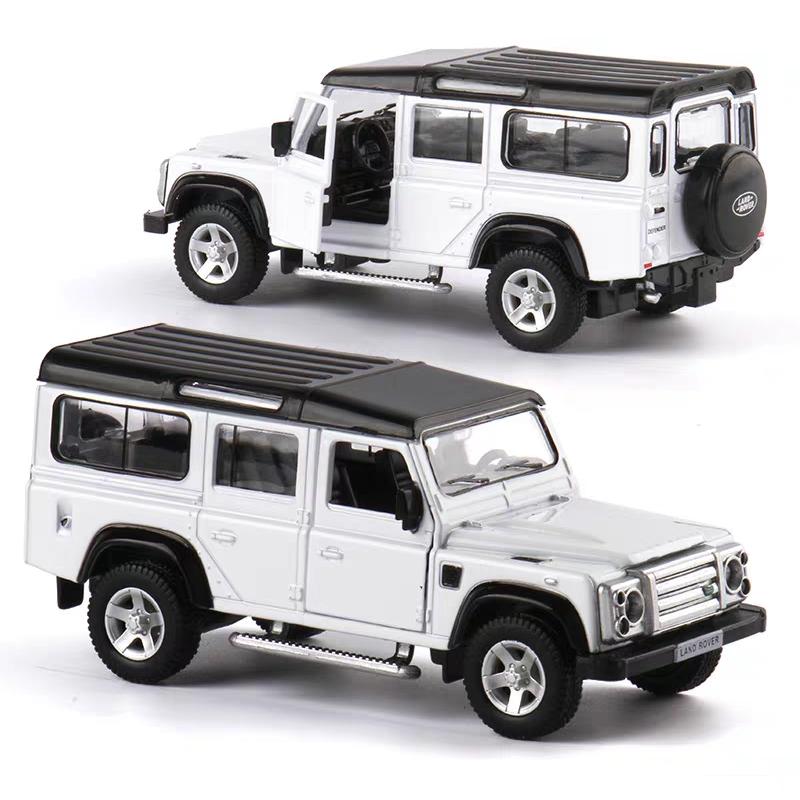 2026 Land Rover Defender SUV Todoterreno Simulación Fundición a Presión Juguete Vehículo RMZ City 1:36 Colección de Aleación Modelo de Coche Regalos para Niños Exquisitos Diecasts