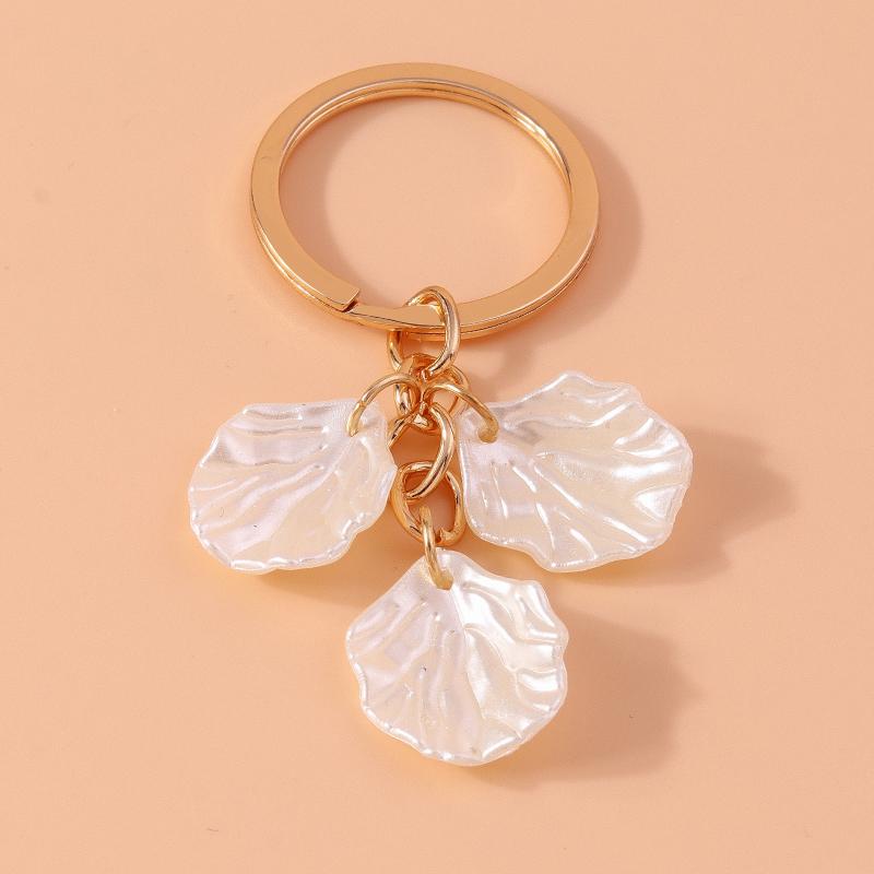 Fashion Pearl Shell Starfish Keychain Y2K Crystal Key Ring Pendants for Women Girls Handbag Decor DIY Summer Beach Jewelry Gifts