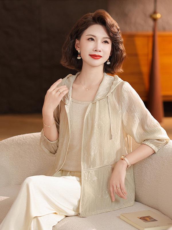 Stylish UV Protection Lightweight Jacket for Middle-aged Women