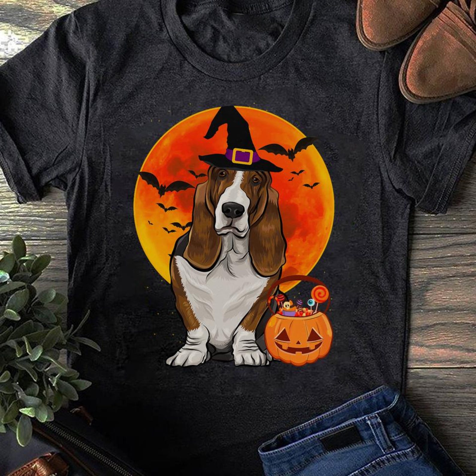 Basset Hound Halloween T-Shirt: Jack O  Lantern Dog Lover Gift L