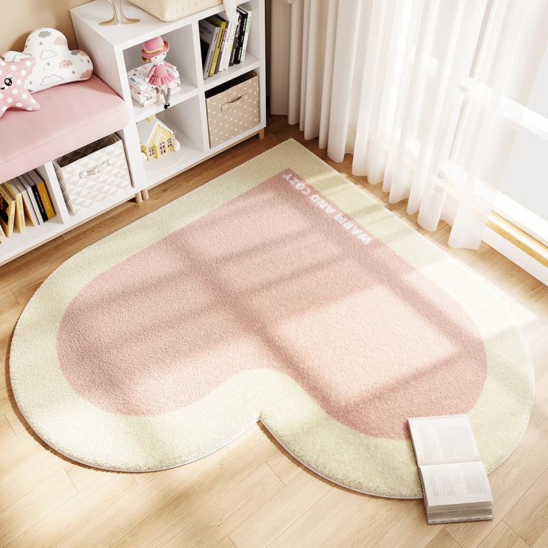 Tapis Pelucheux Forme de Cœur Décoration de Chambre à Coucher Tapis Style Moderne pour Salon Tapis Doux Moelleux pour Salon Épais Antidérapant Tapis de Vestibule 80x80CM