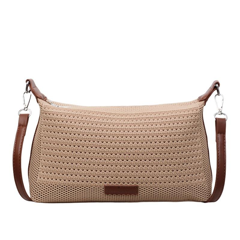 

2025 New Fashion Handmade Knitted Women Beach Shoulder Bag Casual Versatile Boho Chic Handbag Retro Square Crossbody Purse