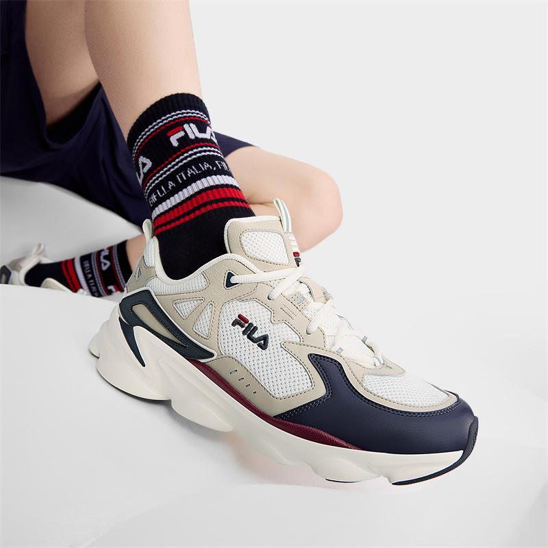 FILA Simple Thick Sole Height Increasing Low Top Casual Shoes Men sneaker White Brown F12M422111FSP