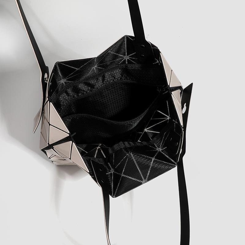 Geometric Diamond Bag New Japanese and Korean Women's Bag Versatile One Shoulder Underarm Bag Simple Large Capacity Hand Tote Bag