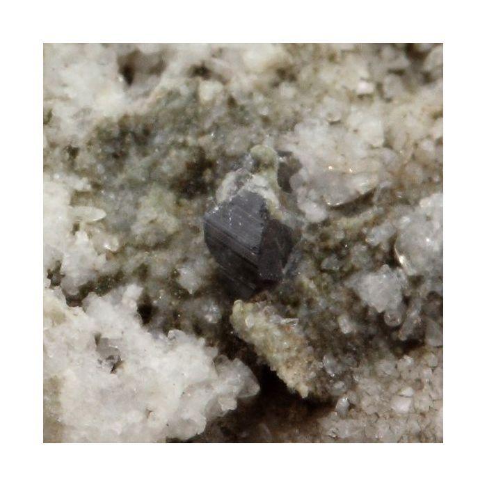 Pierres et Minéraux. Anatase. 76.5 ct. Sarenne, Oisans, Isère, France.