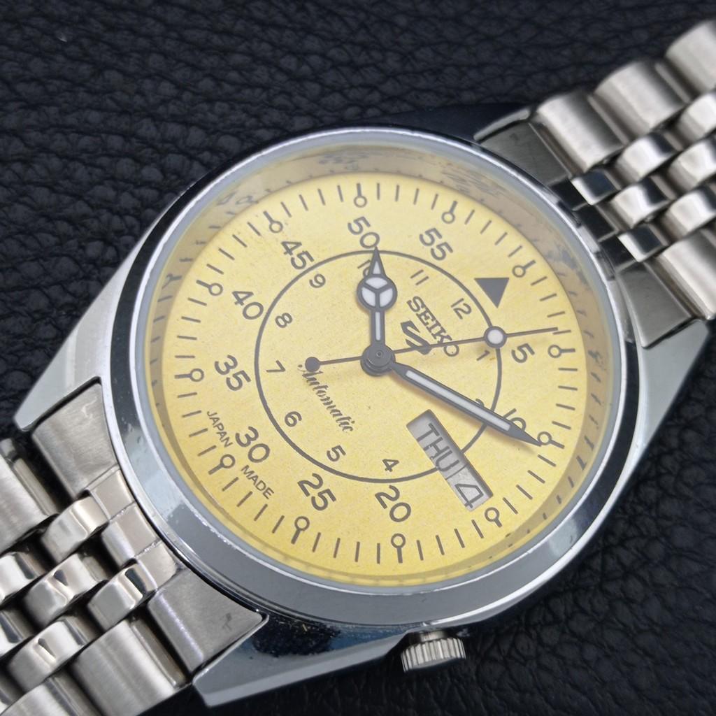 VINTAGE REFURBISHED SEIKO 5 AUTOMATIC JAPAN MENS YELLOW DIAL WATCH a445965-1
