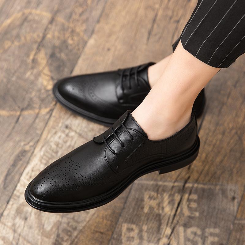 Leather shoes men's 26 autumn and winter men's Brock engraved men's shoes retro