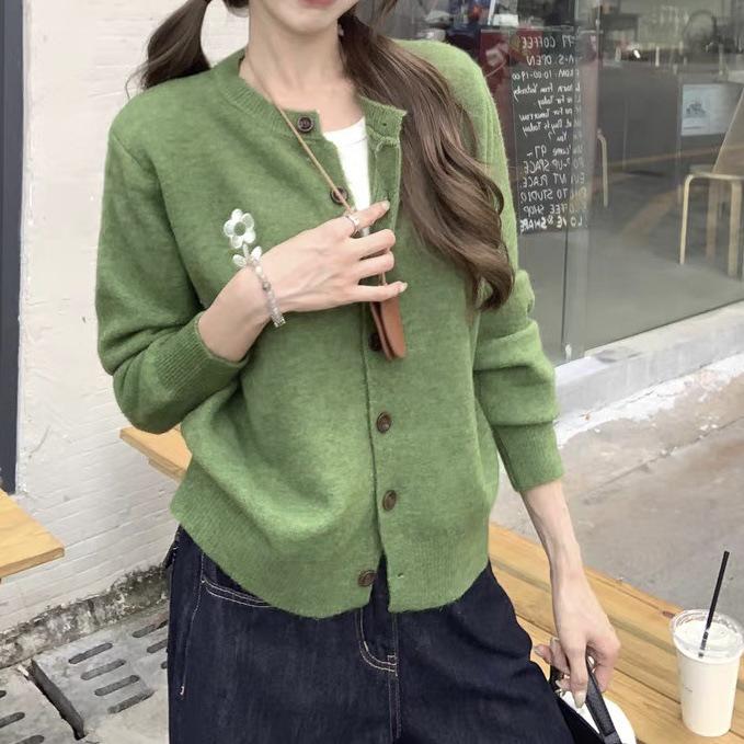 2026 Autumn/Winter Women's Korean Round Neck Embroidered Knit Cardigan Sweater