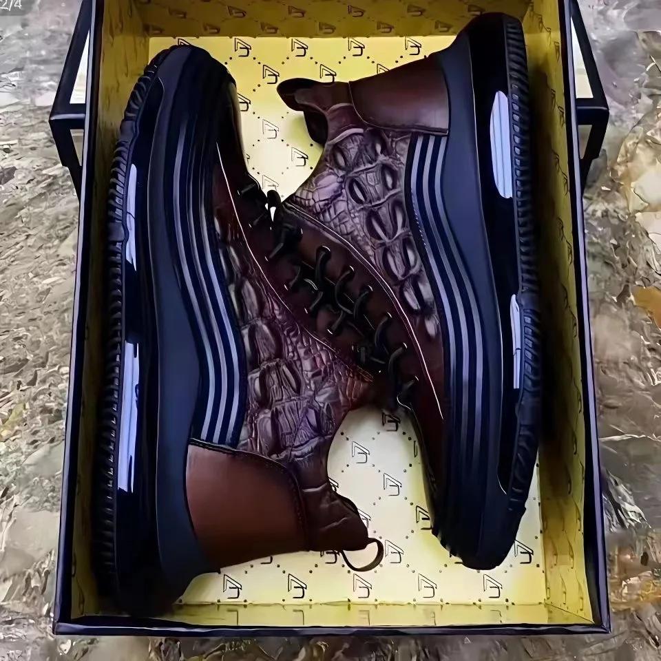Crocodile Print Man Casual Shoes Luxury Soft Soled Men's Sneakers New Fashion Vulcanized Shoes for Men Non-slip Shockproof Shoes