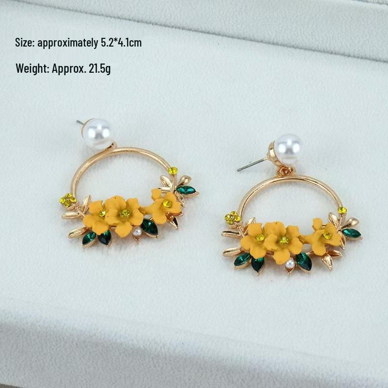 Korean Flower Stud Earrings, Sweet Temperament, Autumn/Winter Style, Polymer Clay with Pearl.