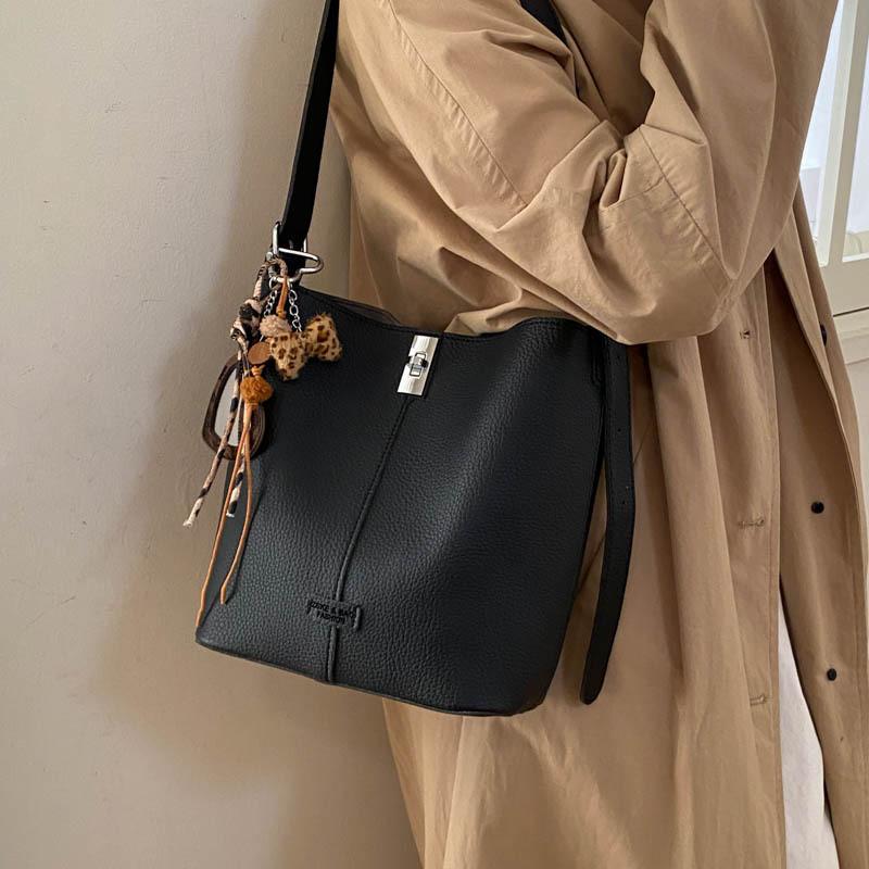 Pu Retro Fashion Water Bucket Bag For Daily Casual Womens Shoulder Purse