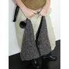 For Fur Key Ring_Medium_Black