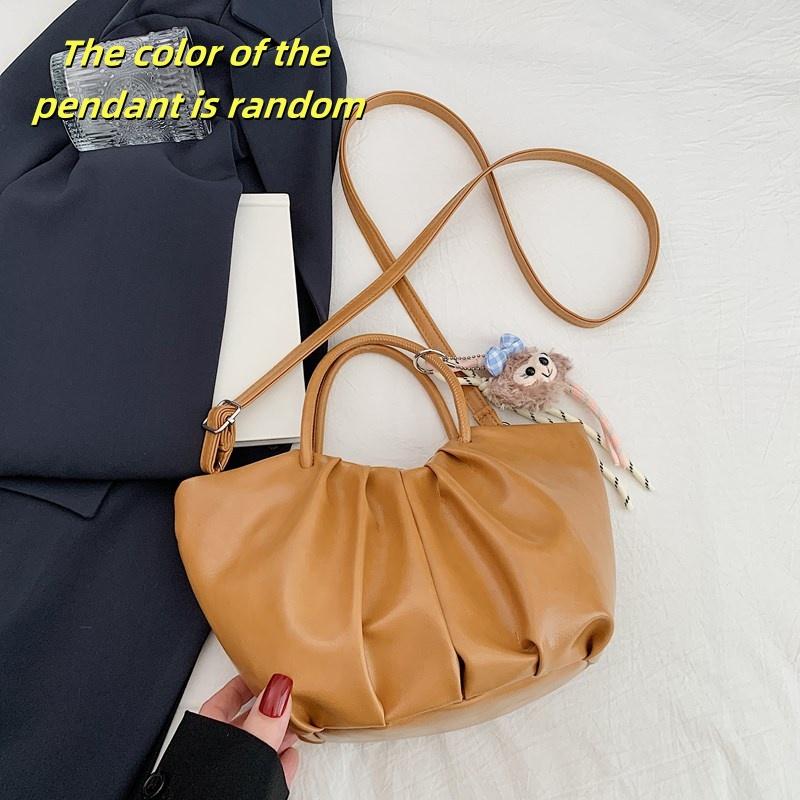 

French-style Ruched Cloud Bag Silky Soft Leather Tote Bag Fashi Versatile Handheld Basket Bag Women With Pendant Shoulder Bag 18x28x10cm
