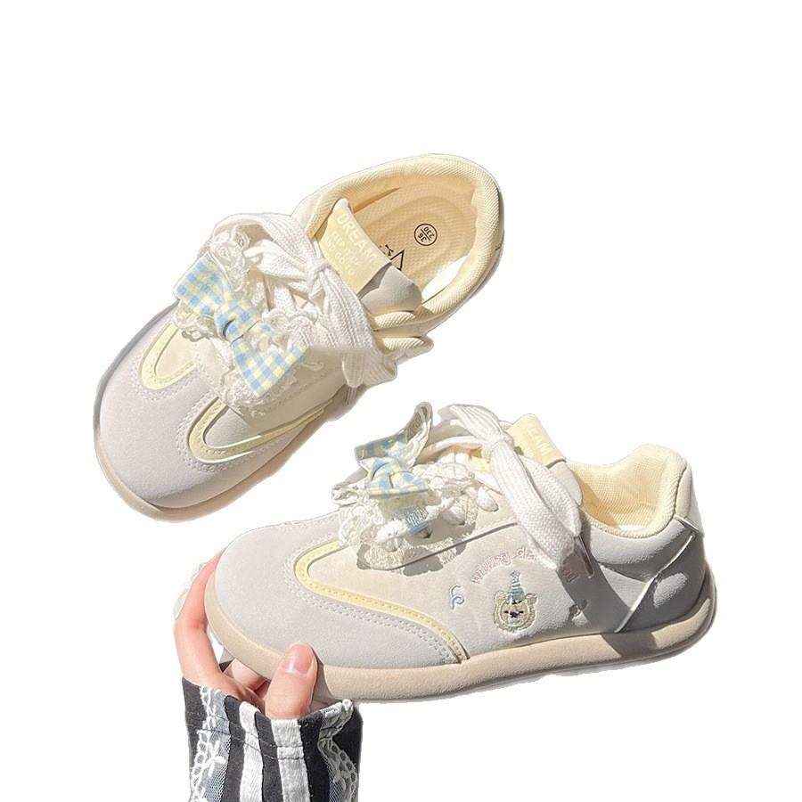 Little white shoes women's 2025 spring and summer new versatile high-value shoes thick-soled niche design casual board shoes