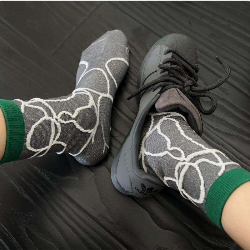 

Женские модные уличные дизайнерские носки-гольфы из махры для весны и осени 1 pair зелёный