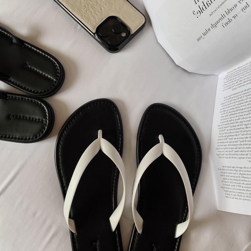 Leather version~ ro * step on shit feeling flip-flops shoes women's summer wear new minimalist casual seaside beach sandals