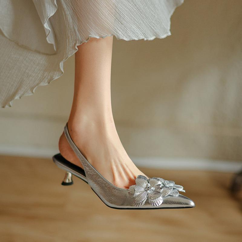 

Summer women s leather sandals comfortable soft-soled empty sandals casual pointed thin heel medium heel silver bag head sandals 40 серебряный