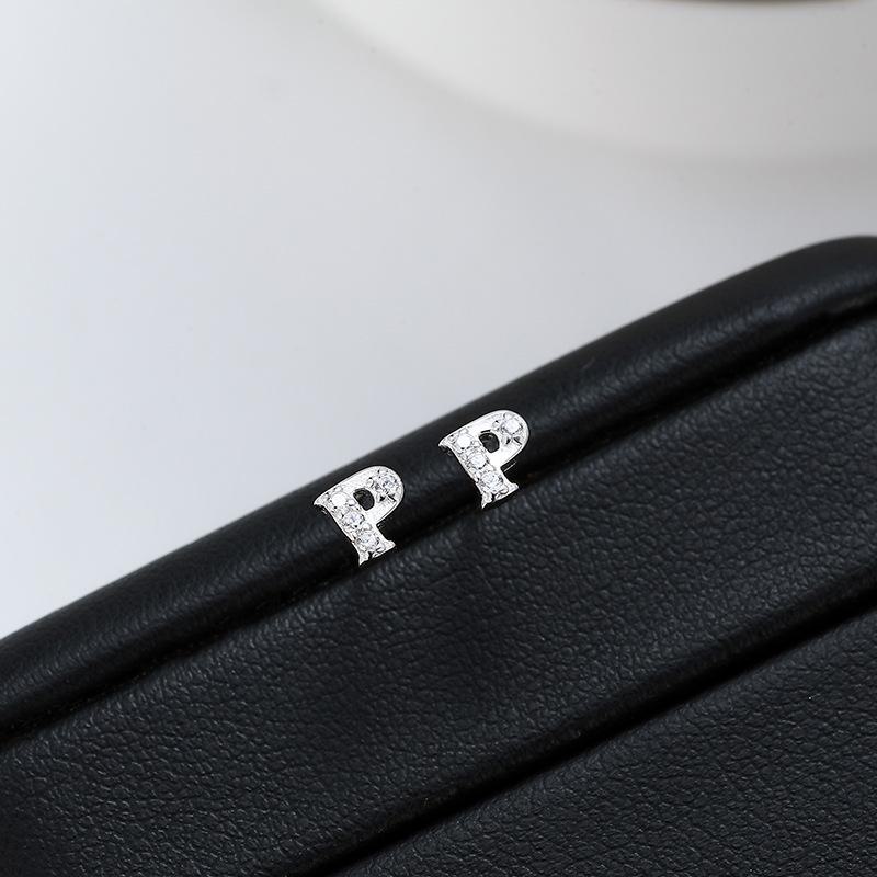 Pendientes de Diamantes con Letra Personalizada de Plata de Ley S925 Banyan Tree - Pendientes Individuales para Cartílago para Hombre y Mujer