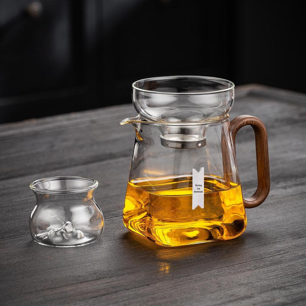 Wooden Handle Glass Gong Dao Bei: High-Temperature Resistant, Thickened Filter Tea Infuser Cup Set