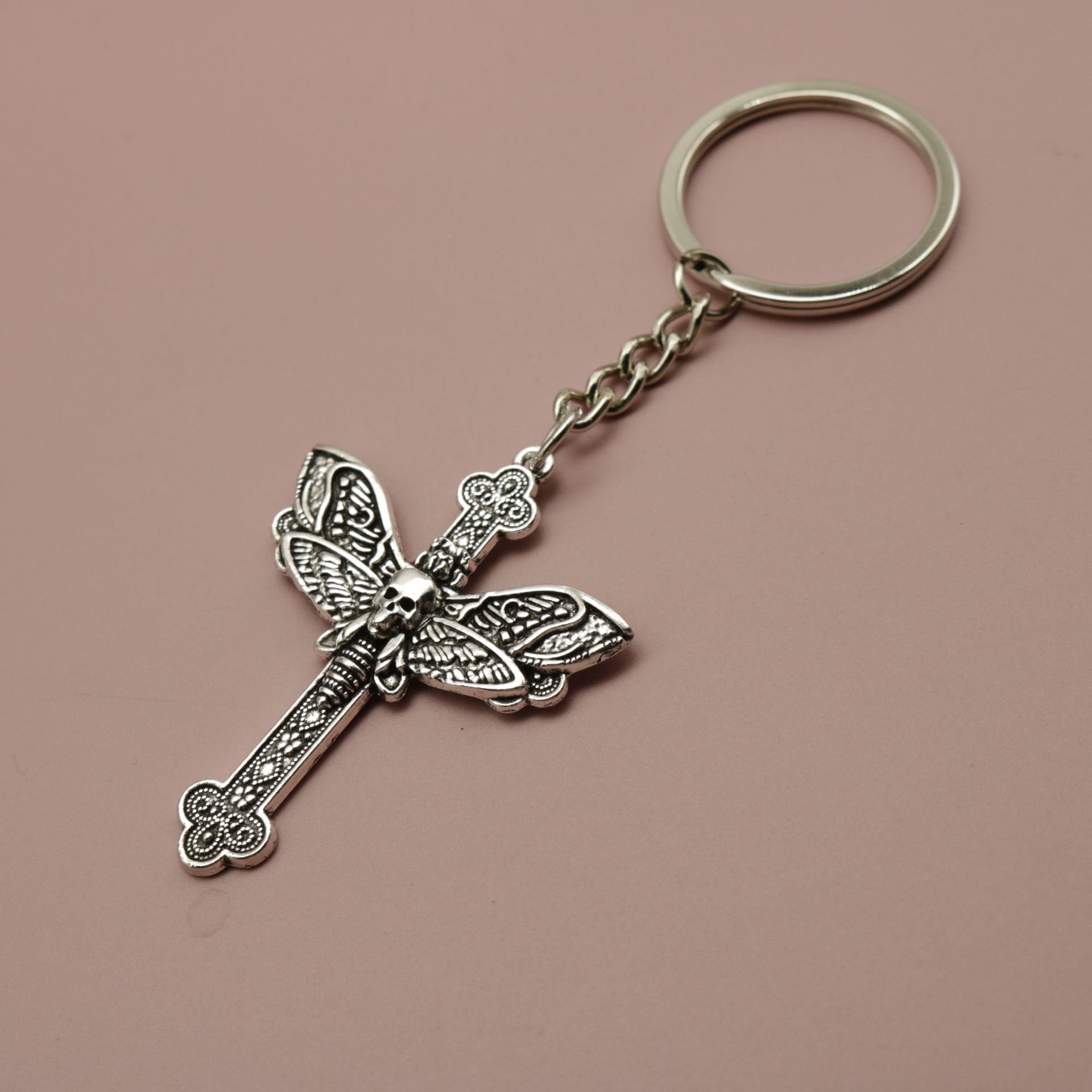 

Горячие продажи ювелирных изделий, простой кулон-брелок с крестом-мотылеком one size