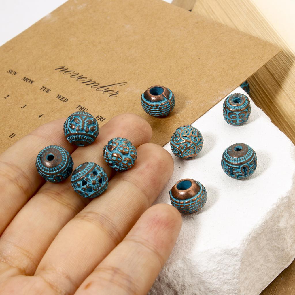 10 Pièces Alliage à Base de Zinc Perles Espacement Patinées Pour Fabrication de Bijoux DIY Charme Motif Rond Sculpté Cuivre Antique Bleu Fermoirs