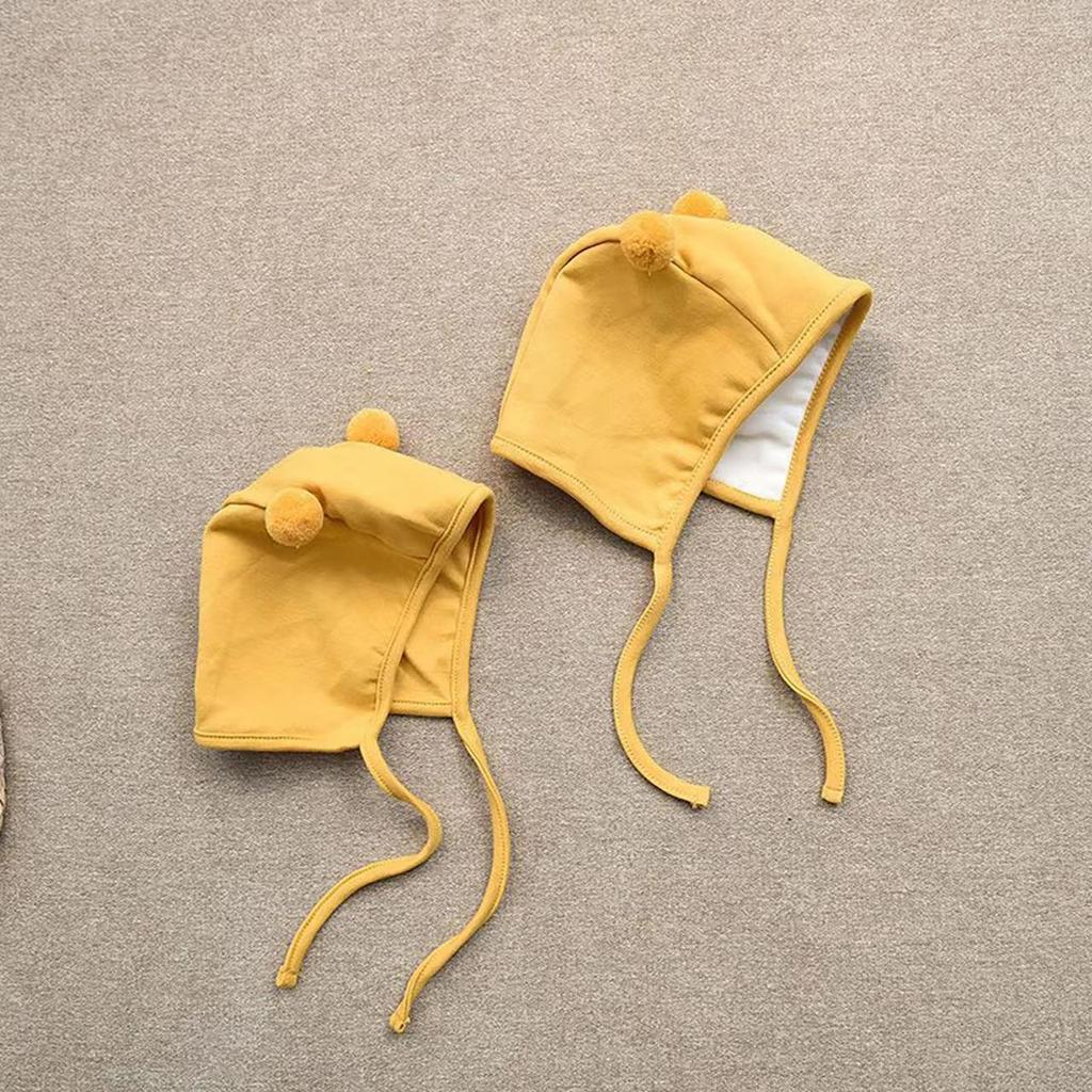 Căciulă Drăguță Mică cu Ciucure pentru Bebeluși, Culoare Solidă, pentru Nou-născuți Băieți Fetițe, Căciulă cu Protecție pentru Urechi, Primăvară Toamnă, pentru Sugari Mici, cu Șireturi, Căciulă Caldă