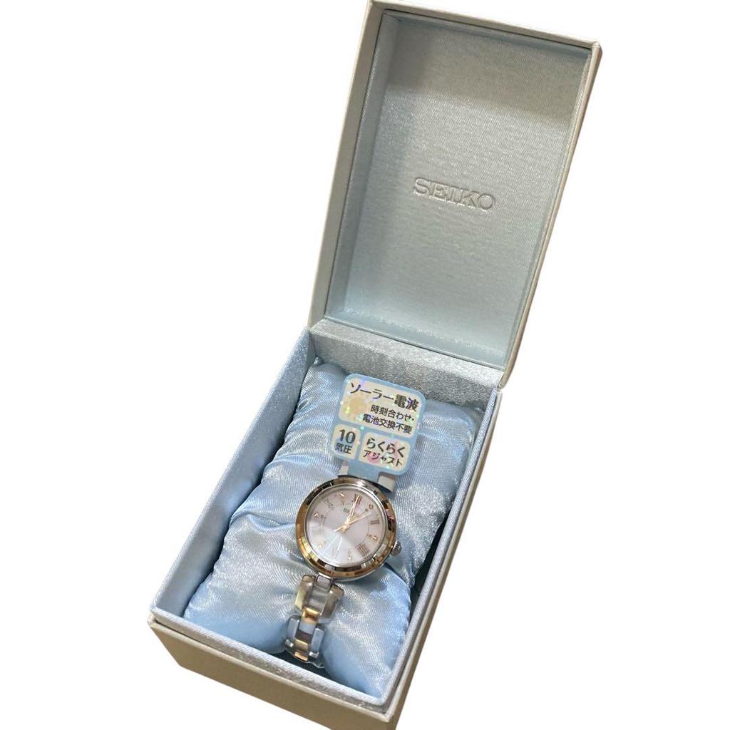 [USED] [] SEIKO Solar Radio-Controlled Women's Watch, 10 ATM Water Resistant
