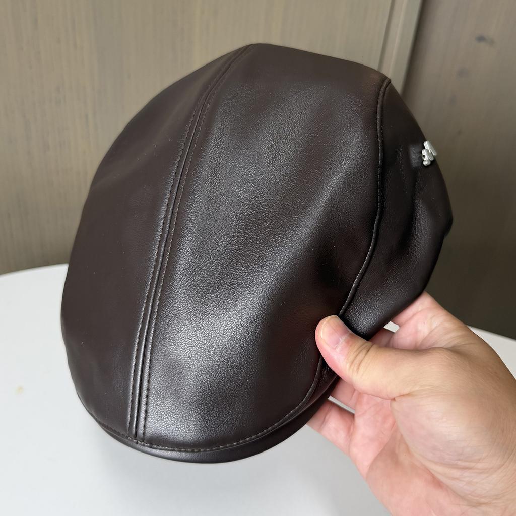 Simple small standard PU soft leather retro forward hat children's autumn versatile casual cap trendy anti-wear painter hat