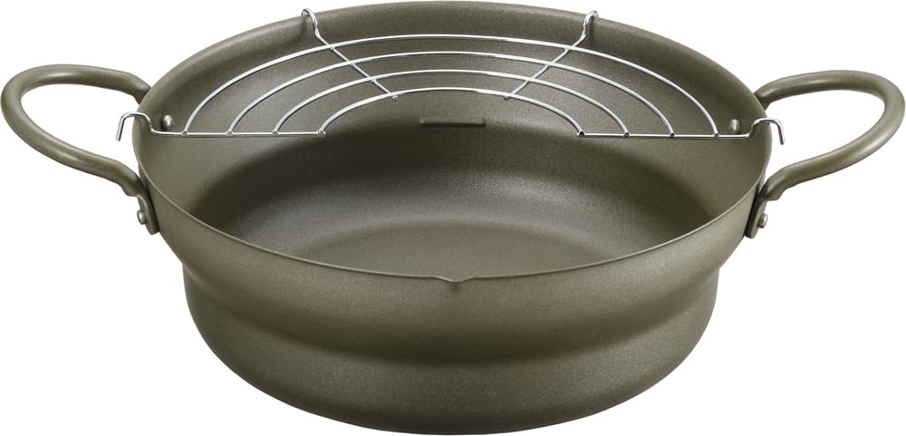 

Сковорода для темпуры Tamahashi Kararitei с IH и газом, широкая, сделано для глубокой жарки и с дренажером, 24 см, совместимая, с носиком, легкая, с сеткой, Япония, чёрный