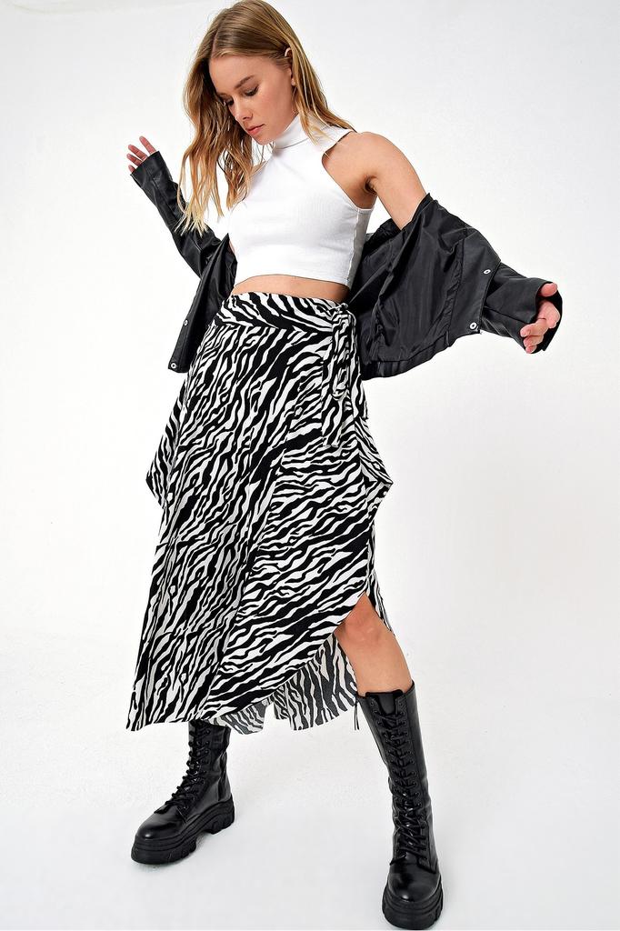 Women's Skirt New Season Fashion Black Patterned Asymmetric Cut Tie Waist Skirt