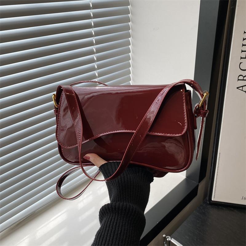 New High-end Textured Handbag, Solid Color, Simple and Versatile Temperament, Shoulder Messenger Bag, Patent Leather Glossy Commute