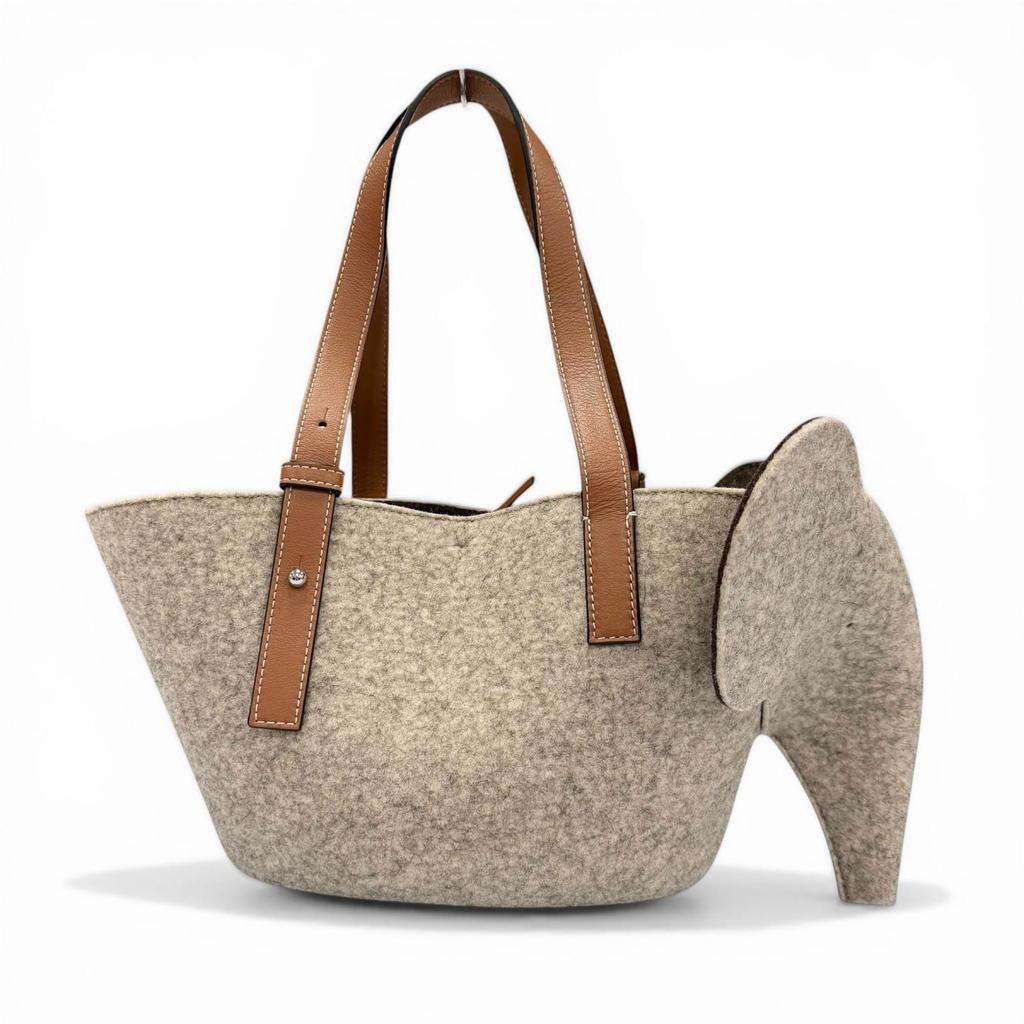 Excellent LOEWE Handbag gray felt Women Used